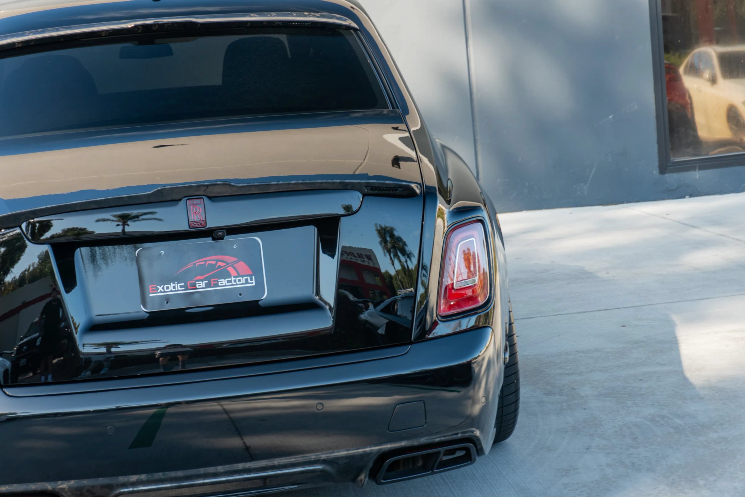 Used 2024 Rolls-Royce Phantom Sedan w/ The Phantom Package RWD image 47