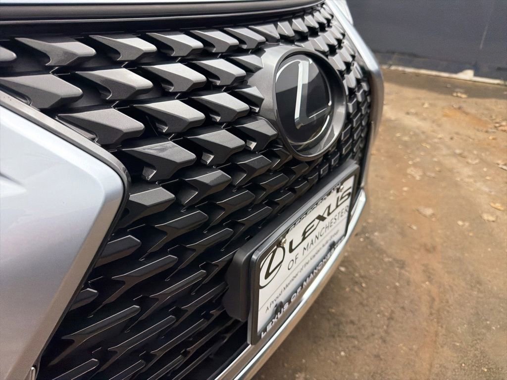 Used 2023 Lexus UX 250h AWD w/ Accessory Package (Z2) image 33