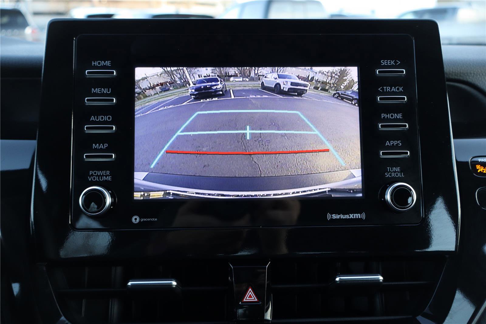 Used 2024 Toyota Camry SE image 21