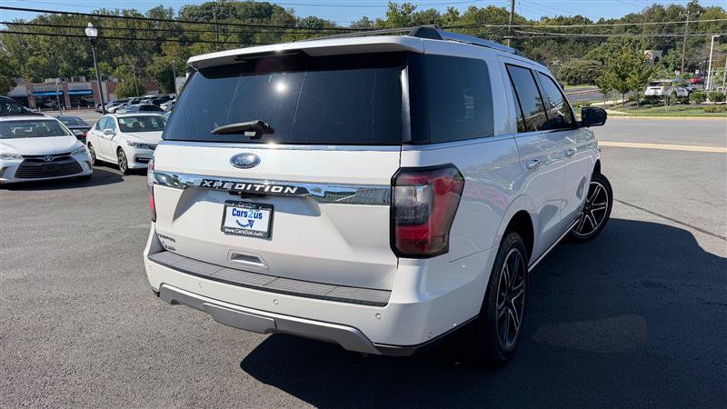Used 2019 Ford Expedition Limited w/ Special Edition Package AWD/4WD image 6