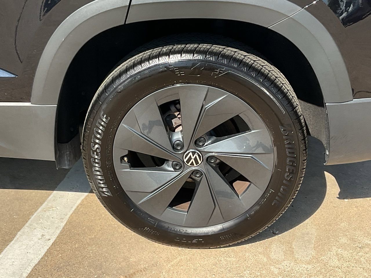 Used 2025 Volkswagen Taos S image 8