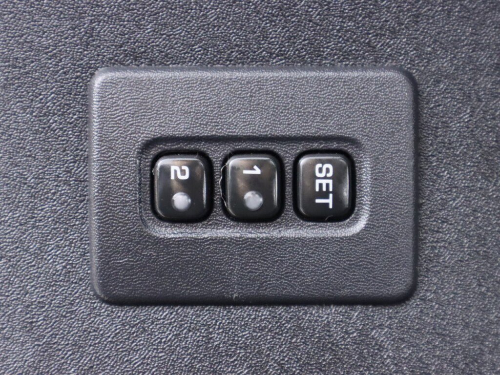 Used 2014 Nissan Titan PRO-4X AWD/4WD image 26