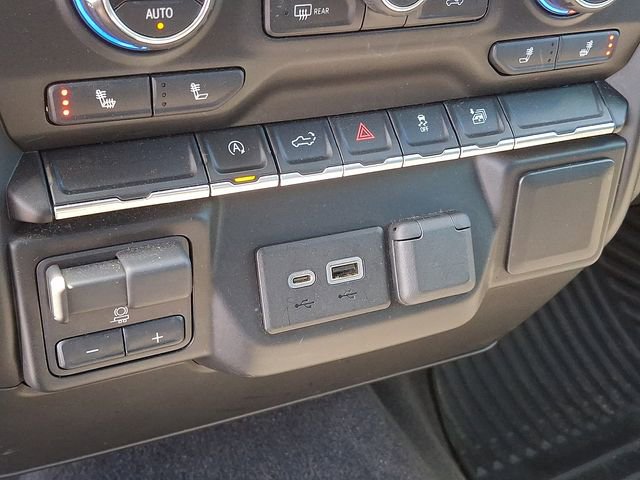 Used 2019 Chevrolet Silverado 1500 LT w/ All-Star Edition AWD/4WD image 9