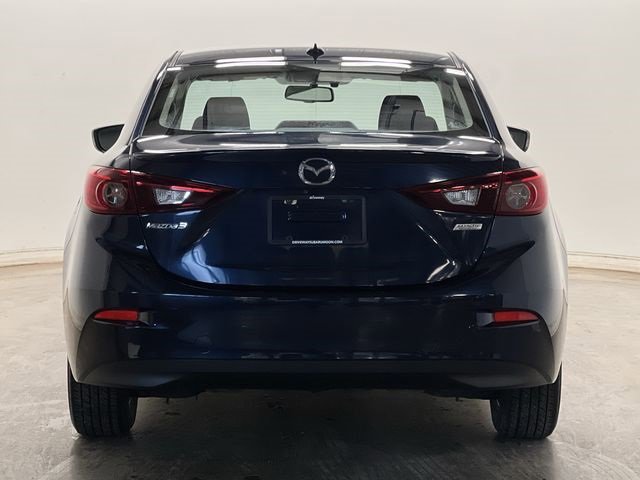 Used 2016 MAZDA MAZDA3 i Touring w/ Popular Equipment Package image 4