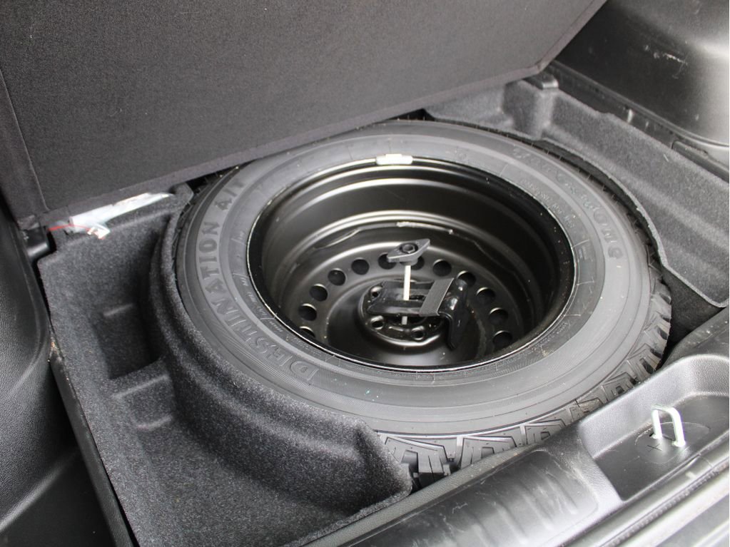 Used 2021 Jeep Cherokee Trailhawk image 34