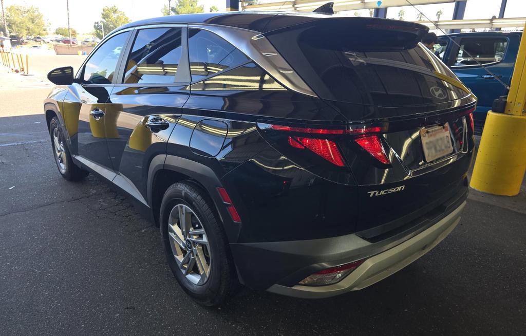 Used 2025 Hyundai Tucson SE image 5