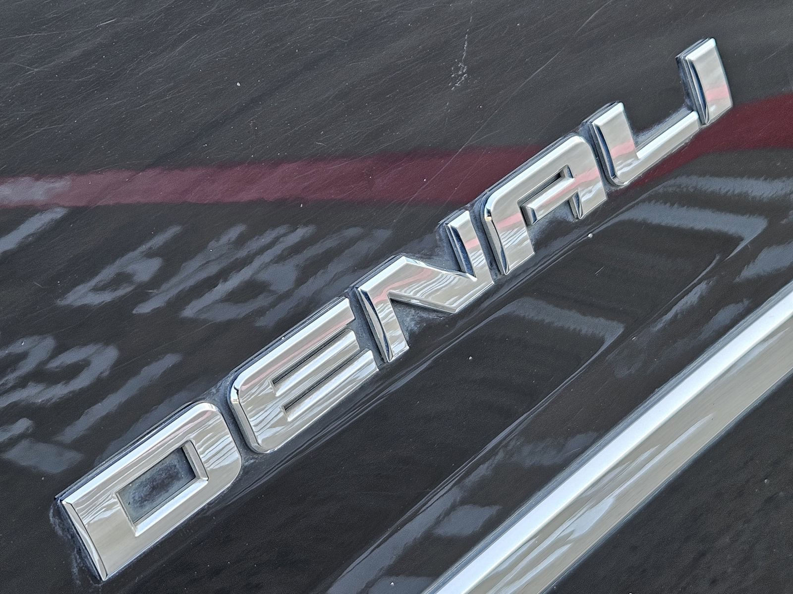 Used 2019 GMC Yukon Denali w/ Denali Ultimate Package image 14