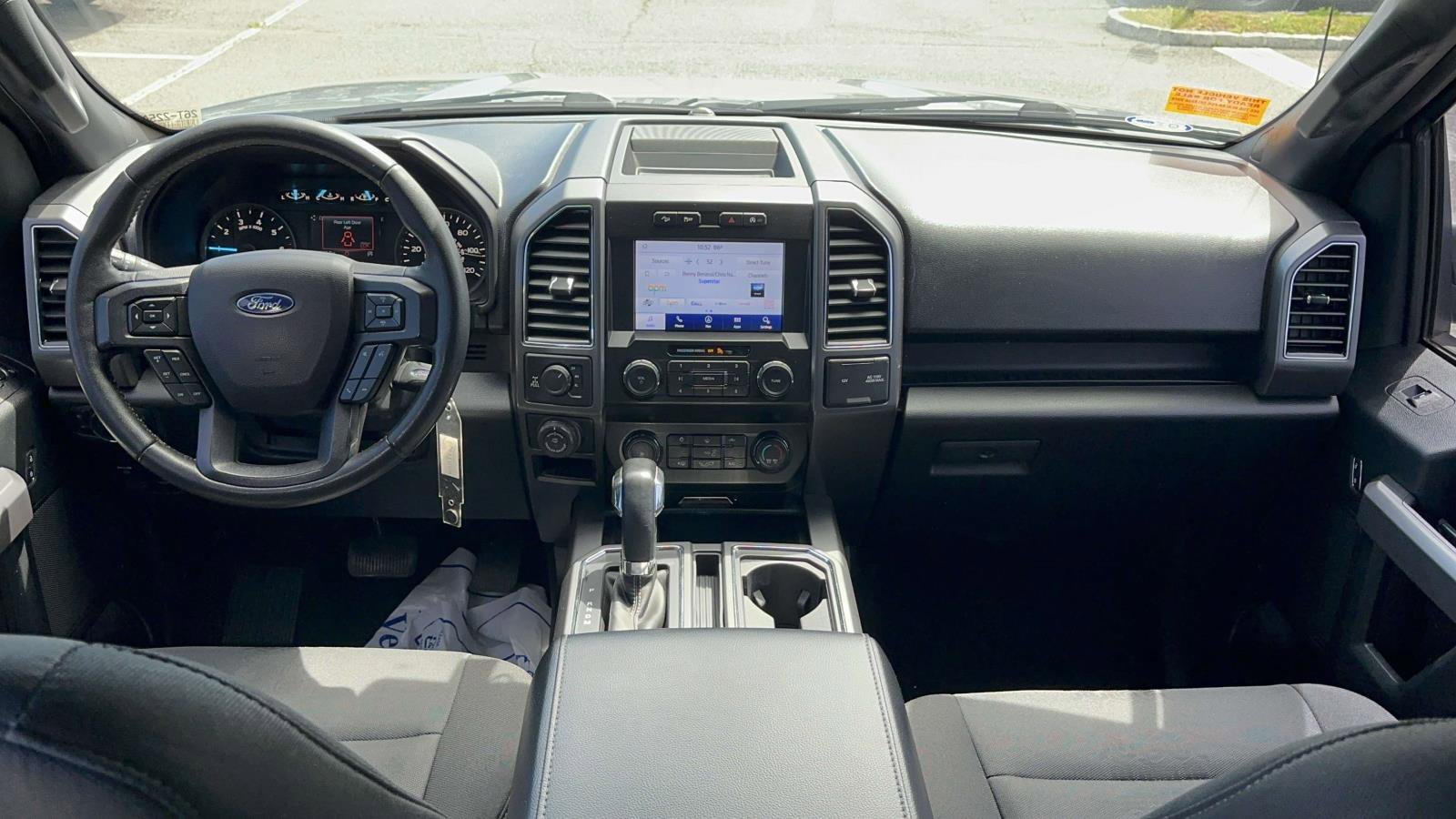 Used 2020 Ford F150 XLT w/ Equipment Group 302A Luxury AWD/4WD image 13