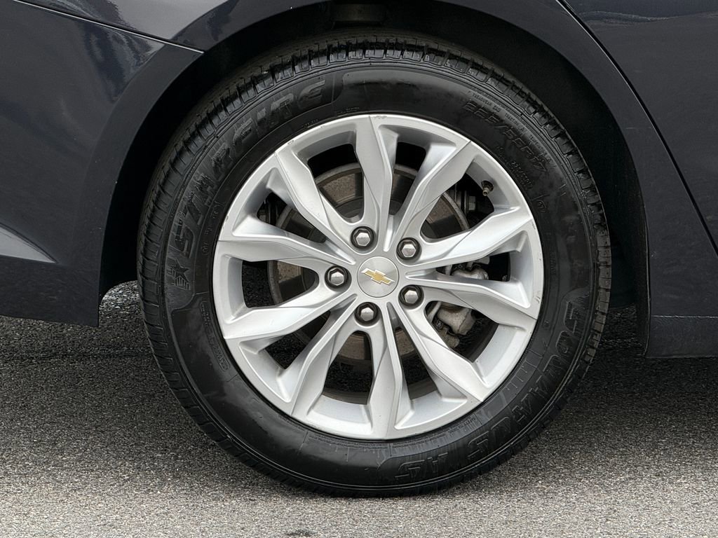 Used 2023 Chevrolet Malibu LT image 7