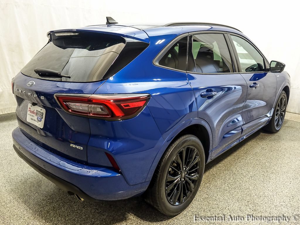 Used 2023 Ford Escape ST-Line Elite AWD/4WD image 8