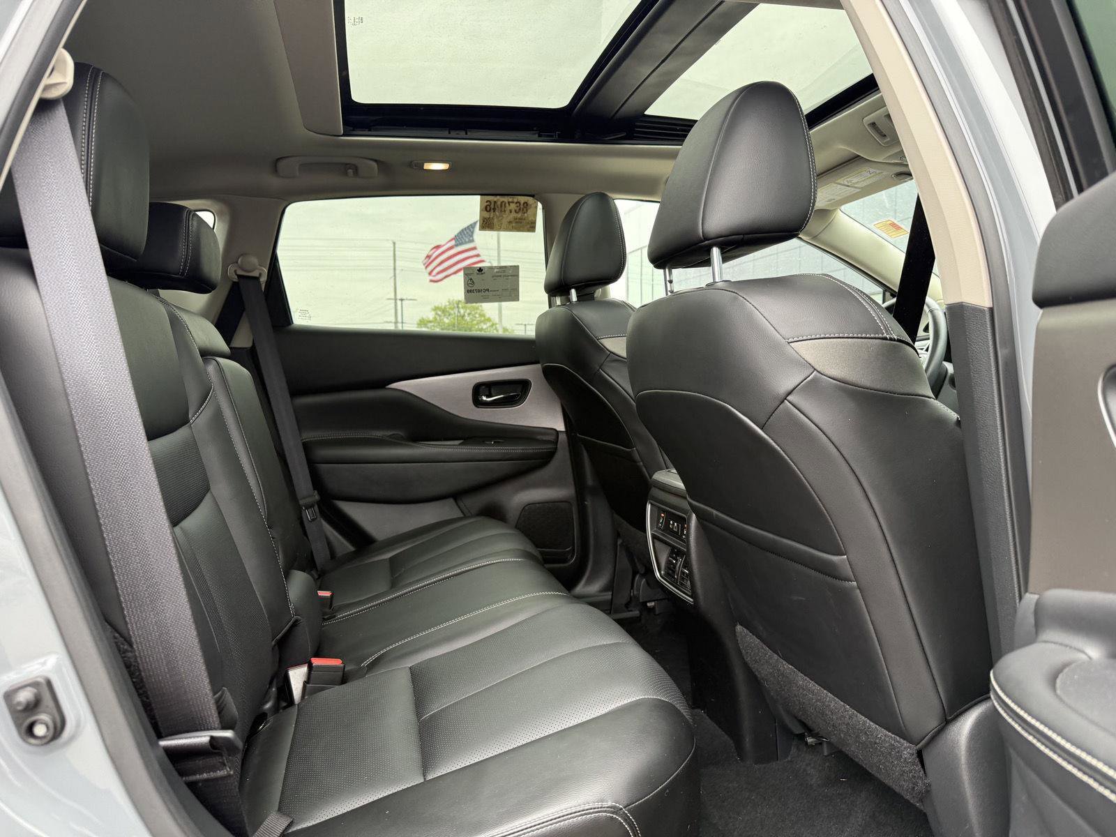 Used 2023 Nissan Murano SL AWD/4WD image 11