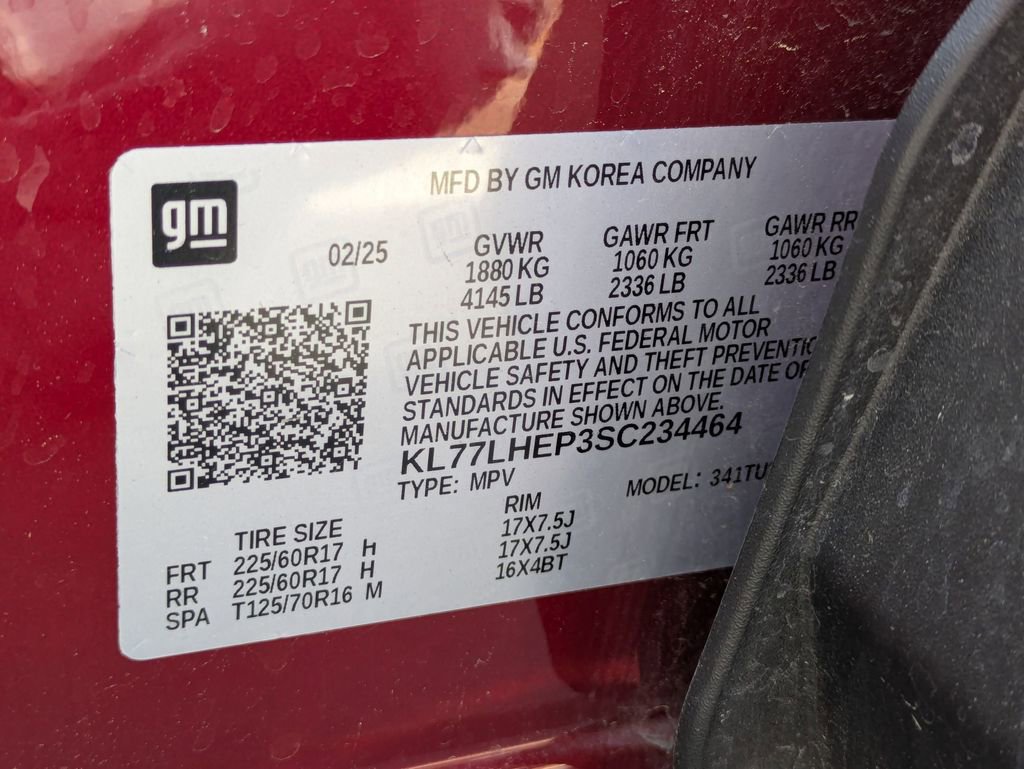 Used 2025 Chevrolet Trax LT w/ LT Convenience Package FWD image 34
