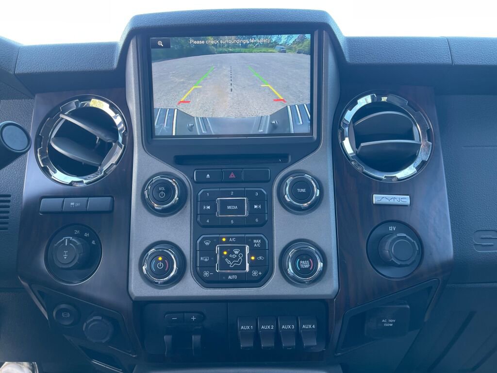 Used 2016 Ford F250 Lariat w/ Lariat Ultimate Package image 14