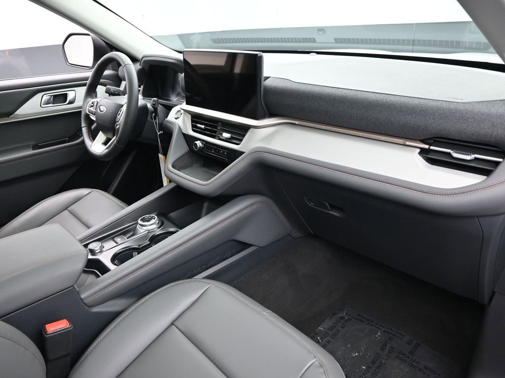 New 2026 Ford Explorer Active image 31