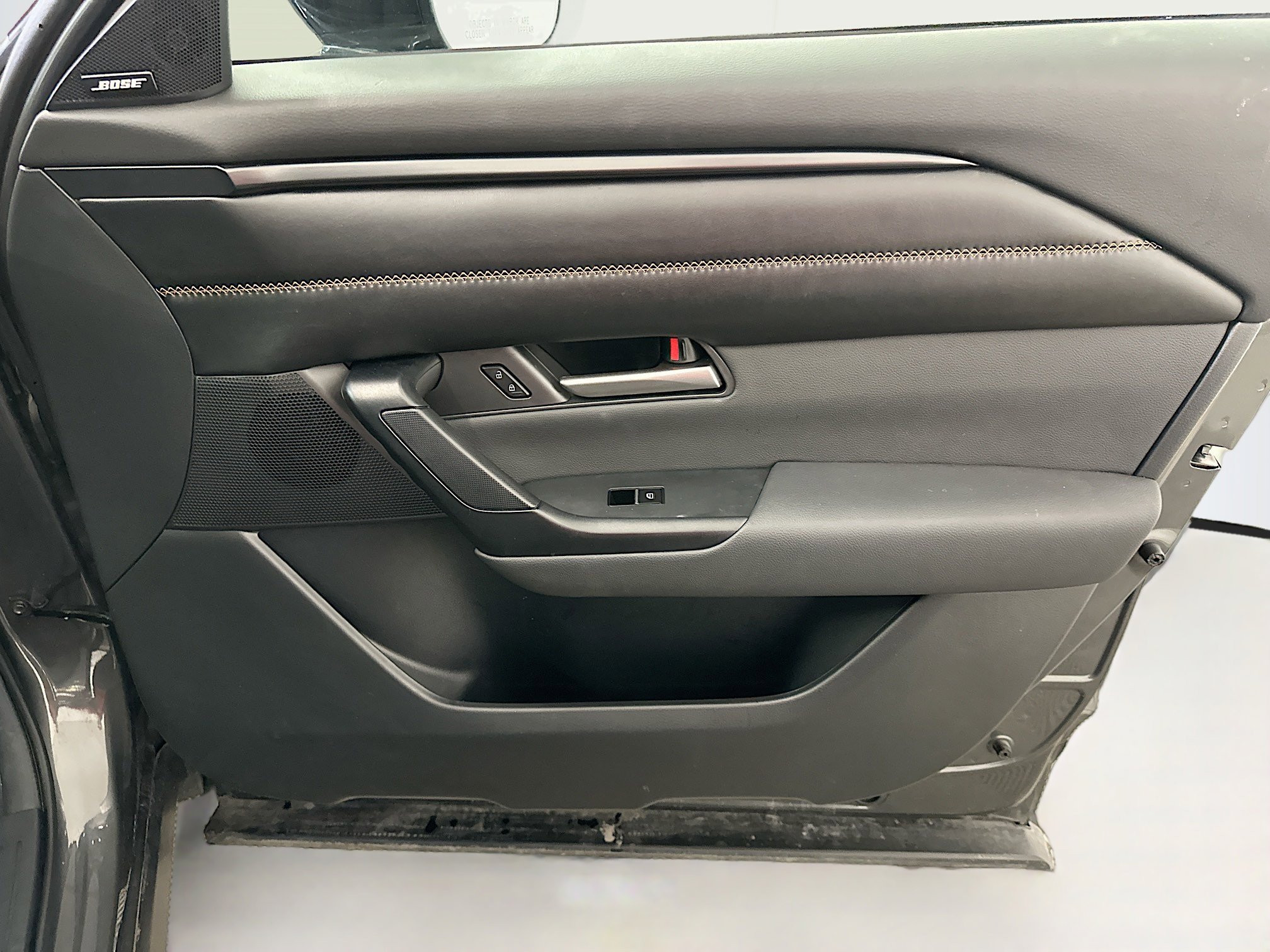 Used 2025 MAZDA CX-50 AWD 2.5 Hybrid w/ Premium Pkg image 35