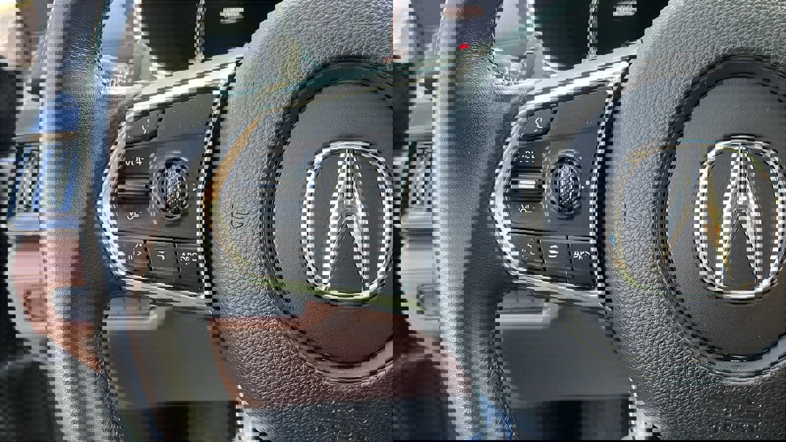 Used 2023 Acura MDX SH-AWD w/ Technology Package image 12