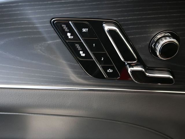 New 2025 Cadillac Lyriq Sport image 27