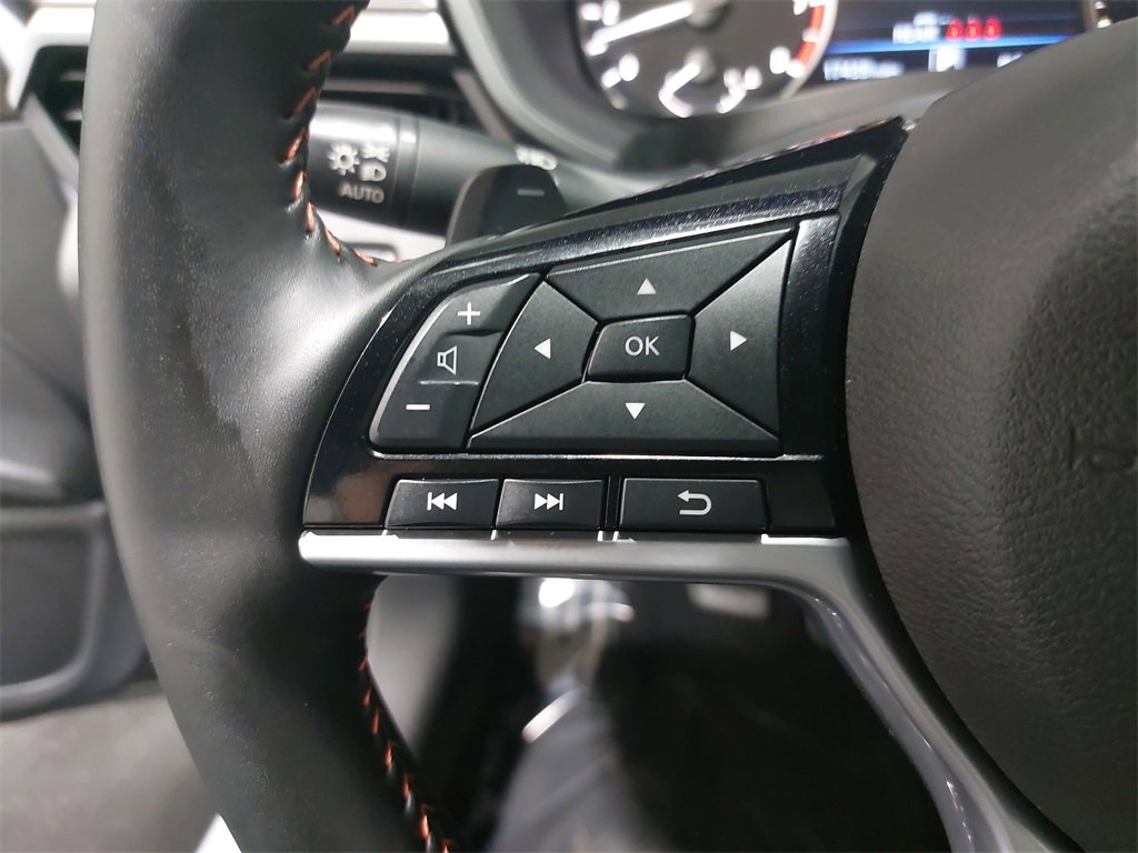 Used 2025 Nissan Altima 2.5 SR image 16