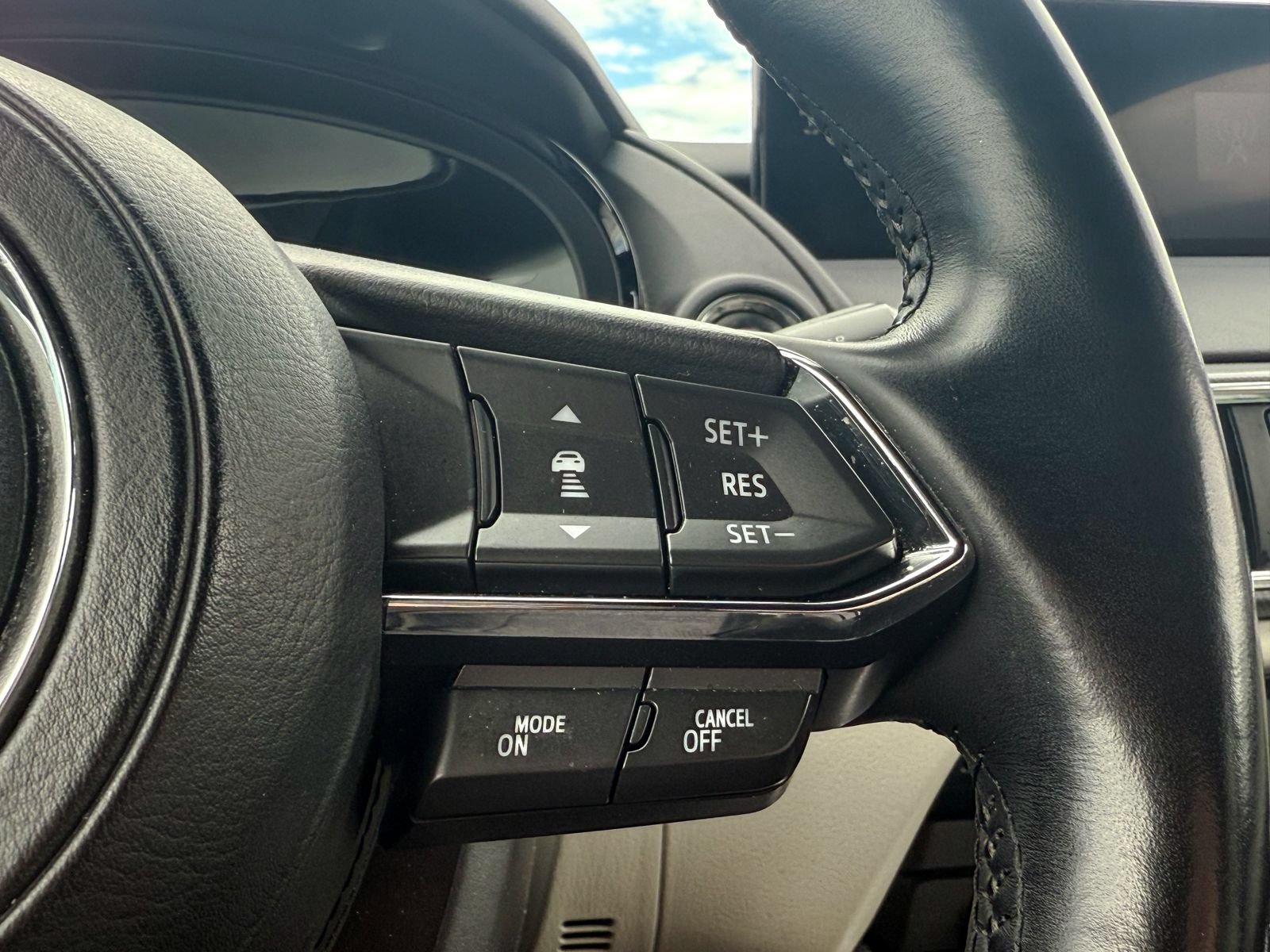 Used 2022 MAZDA CX-9 Signature AWD/4WD image 40