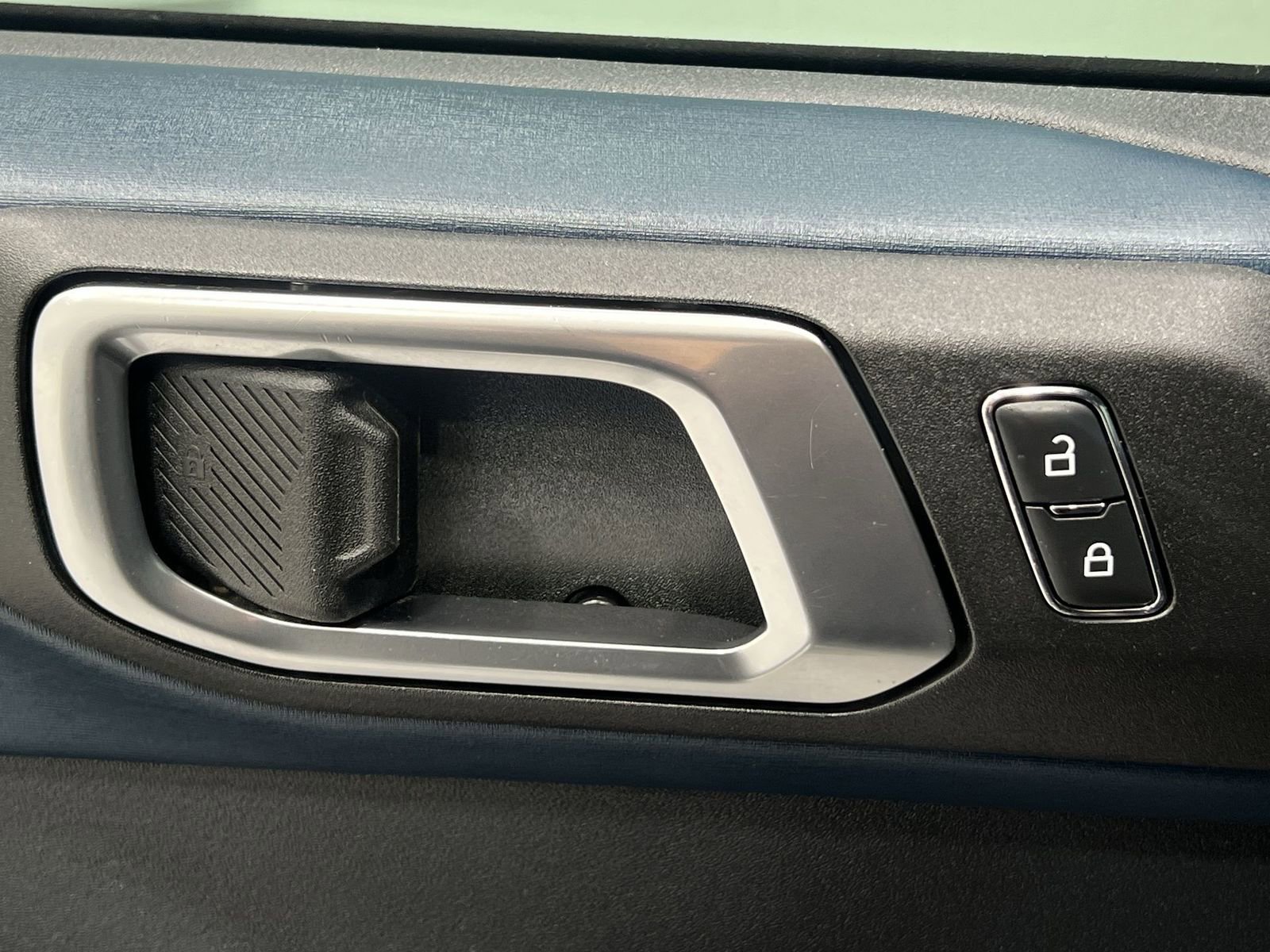 Used 2022 Ford Bronco Outer Banks image 13