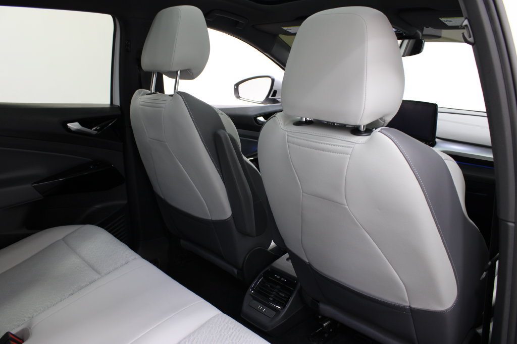 Used 2021 Volkswagen ID.4 Pro S RWD image 21