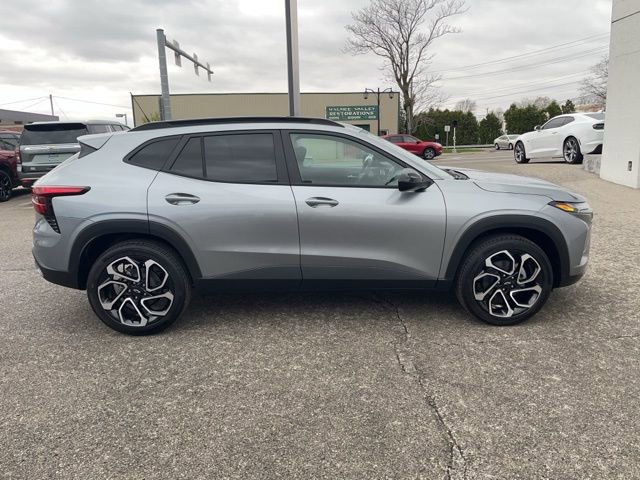 New 2026 Chevrolet Trax RS image 6