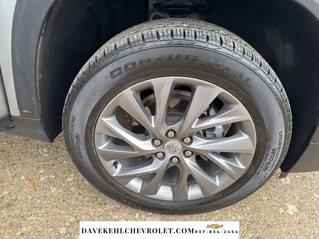 Used 2025 Buick Enclave Preferred w/ Power Package image 41