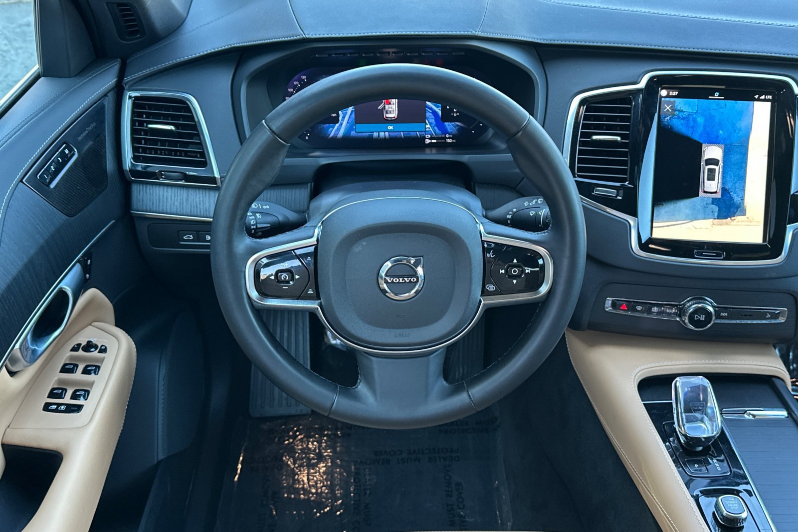 Certified 2024 Volvo XC90 T8 Ultimate w/ Protection Package AWD/4WD image 17