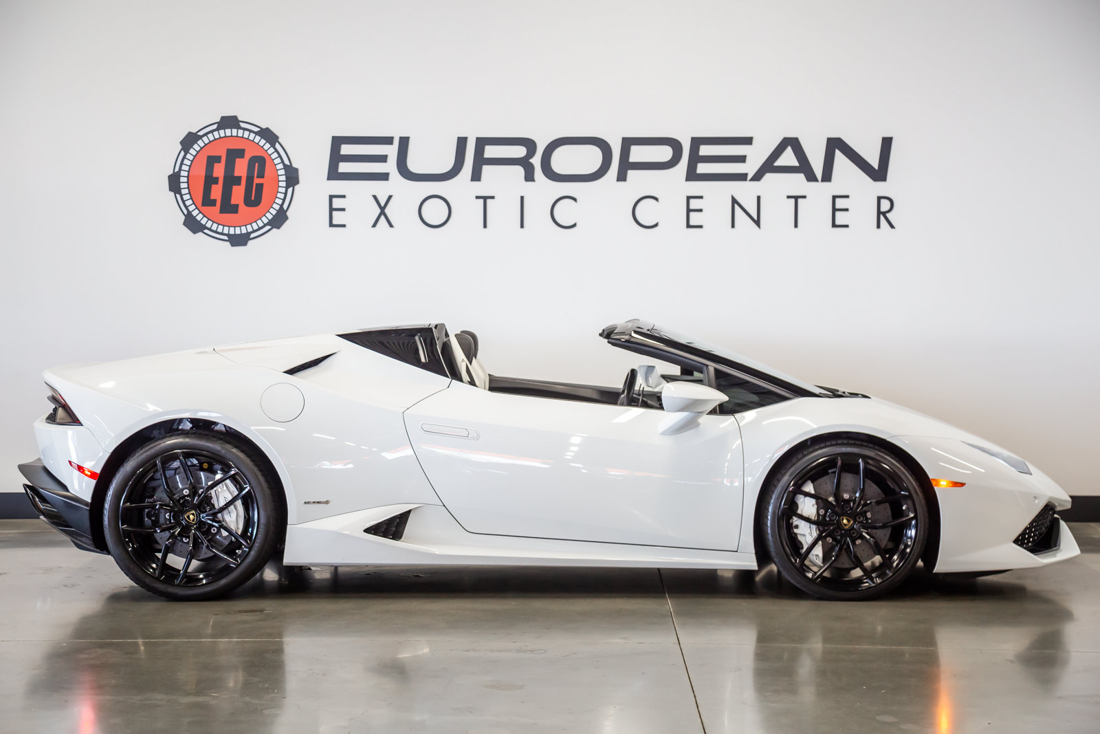 Used 2017 Lamborghini Huracan LP 610-4 AWD/4WD image 15