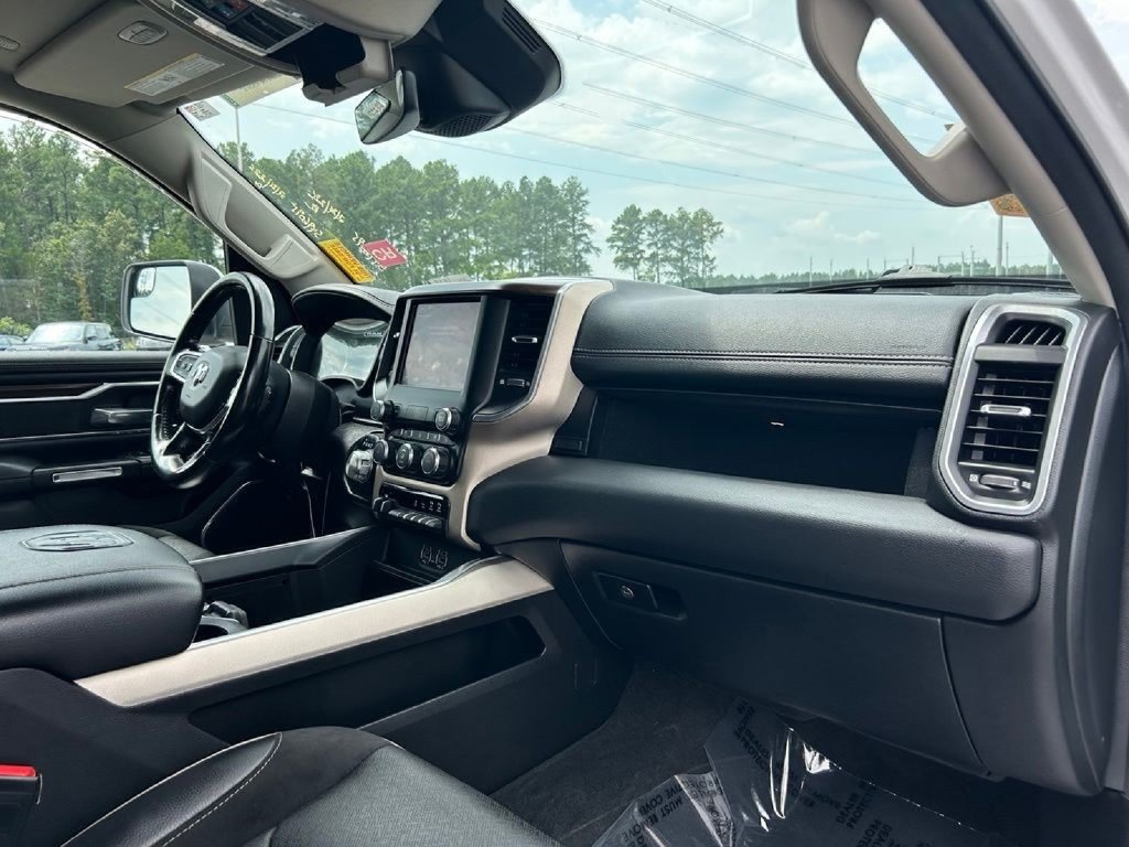 Used 2022 RAM 1500 Laramie AWD/4WD image 10