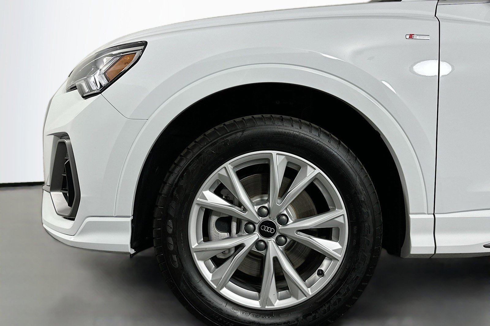 Used 2025 Audi Q3 2.0T Premium Plus w/ Premium Plus Package image 12