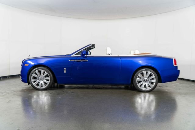 Used 2017 Rolls-Royce Dawn image 5
