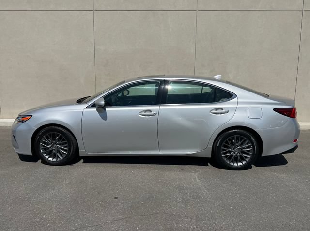 Used 2018 Lexus ES 350 w/ Premier Package FWD image 4