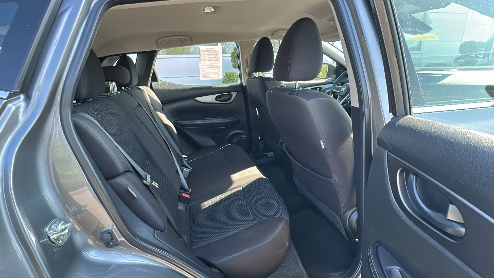 Used 2020 Nissan Rogue Sport S AWD/4WD image 25