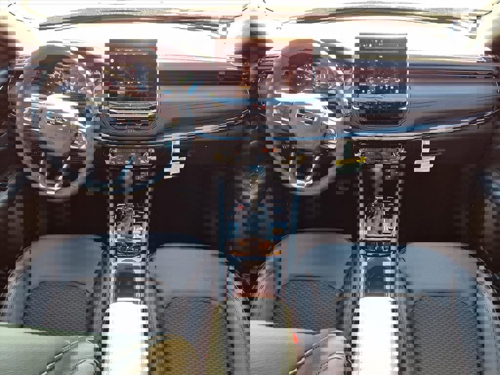 New 2026 Jeep Compass Altitude image 8