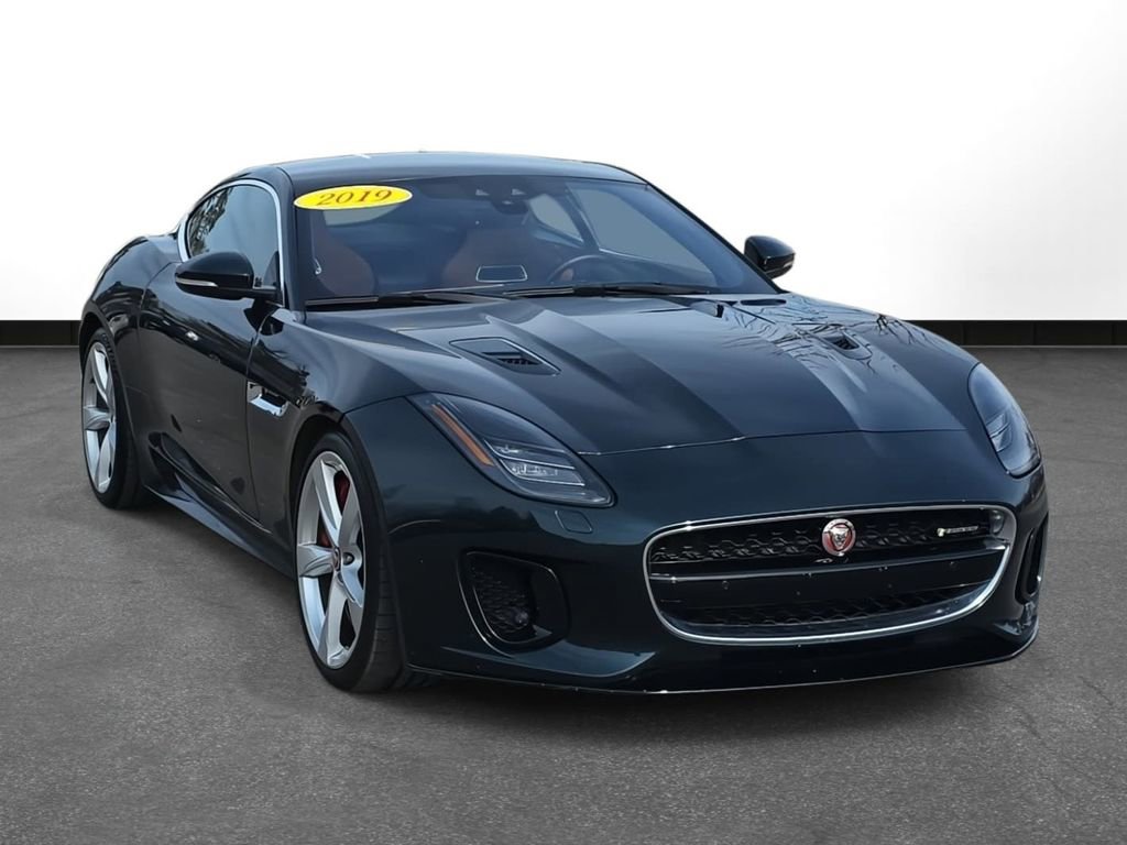 Used 2019 Jaguar F-TYPE R-Dynamic image 4