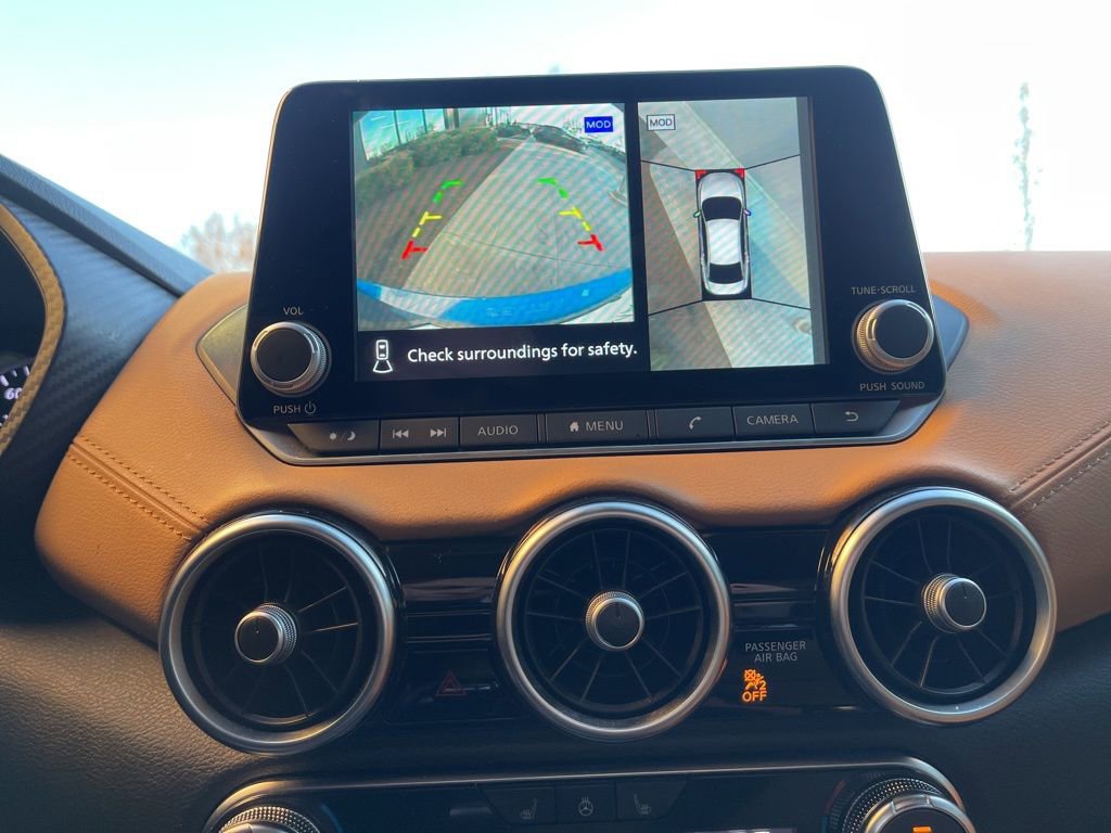 Used 2024 Nissan Sentra SV w/ SV Premium Package image 21