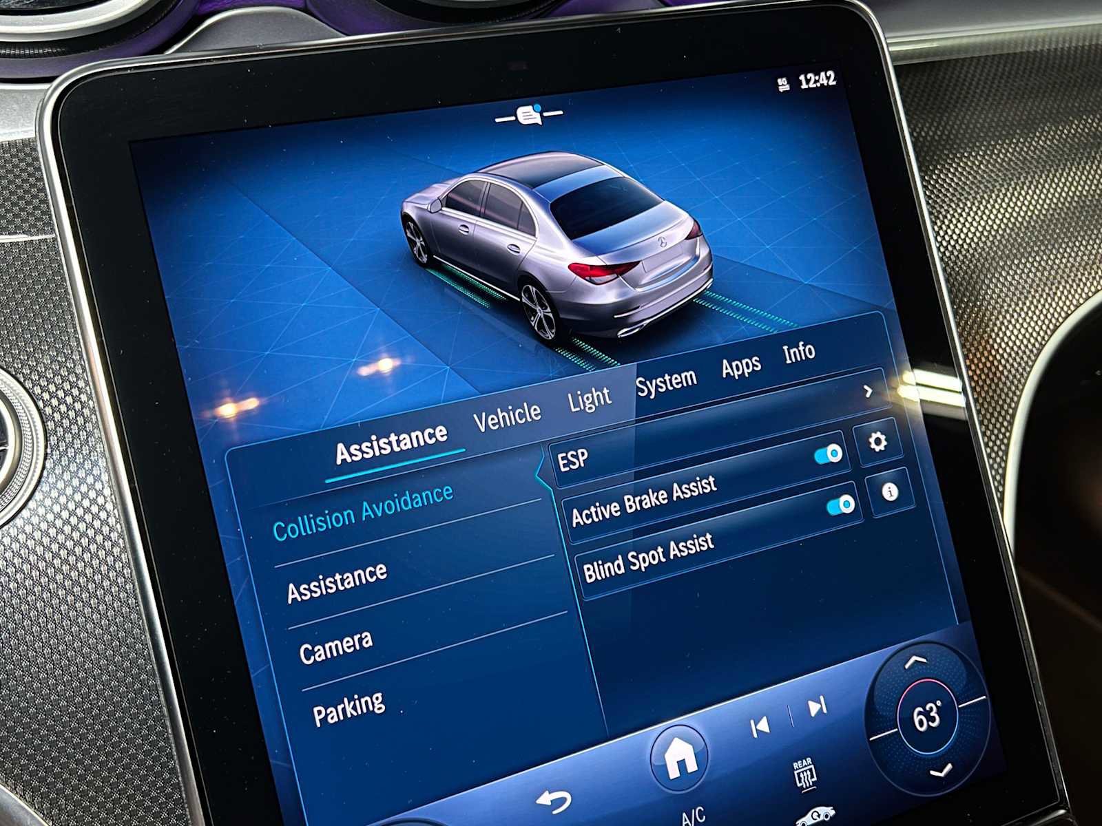 Used 2025 Mercedes-Benz C 300 Sedan image 35