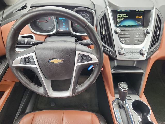 Used 2017 Chevrolet Equinox Premier w/ Enhanced Convenience Package AWD/4WD image 11