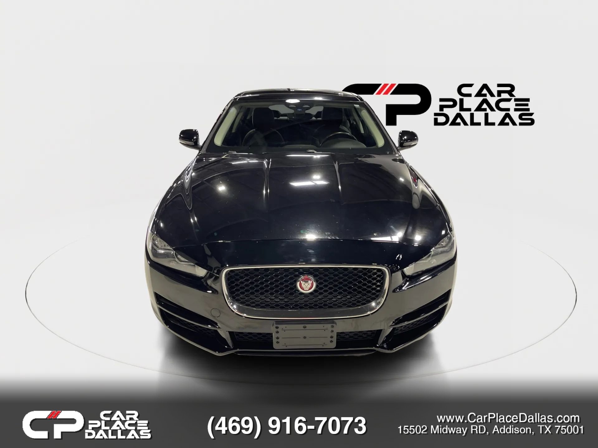 Used 2019 Jaguar XE Prestige RWD image 9