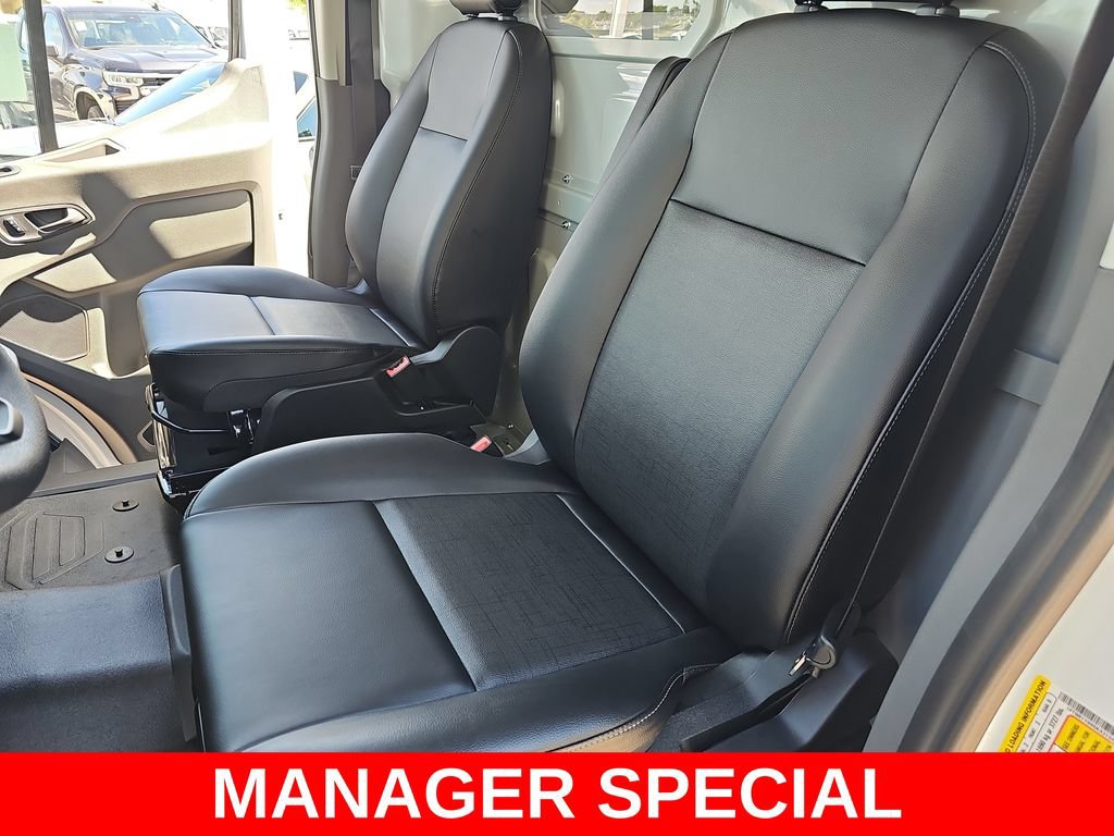 New 2025 Ford Transit 250 Low Roof RWD image 15