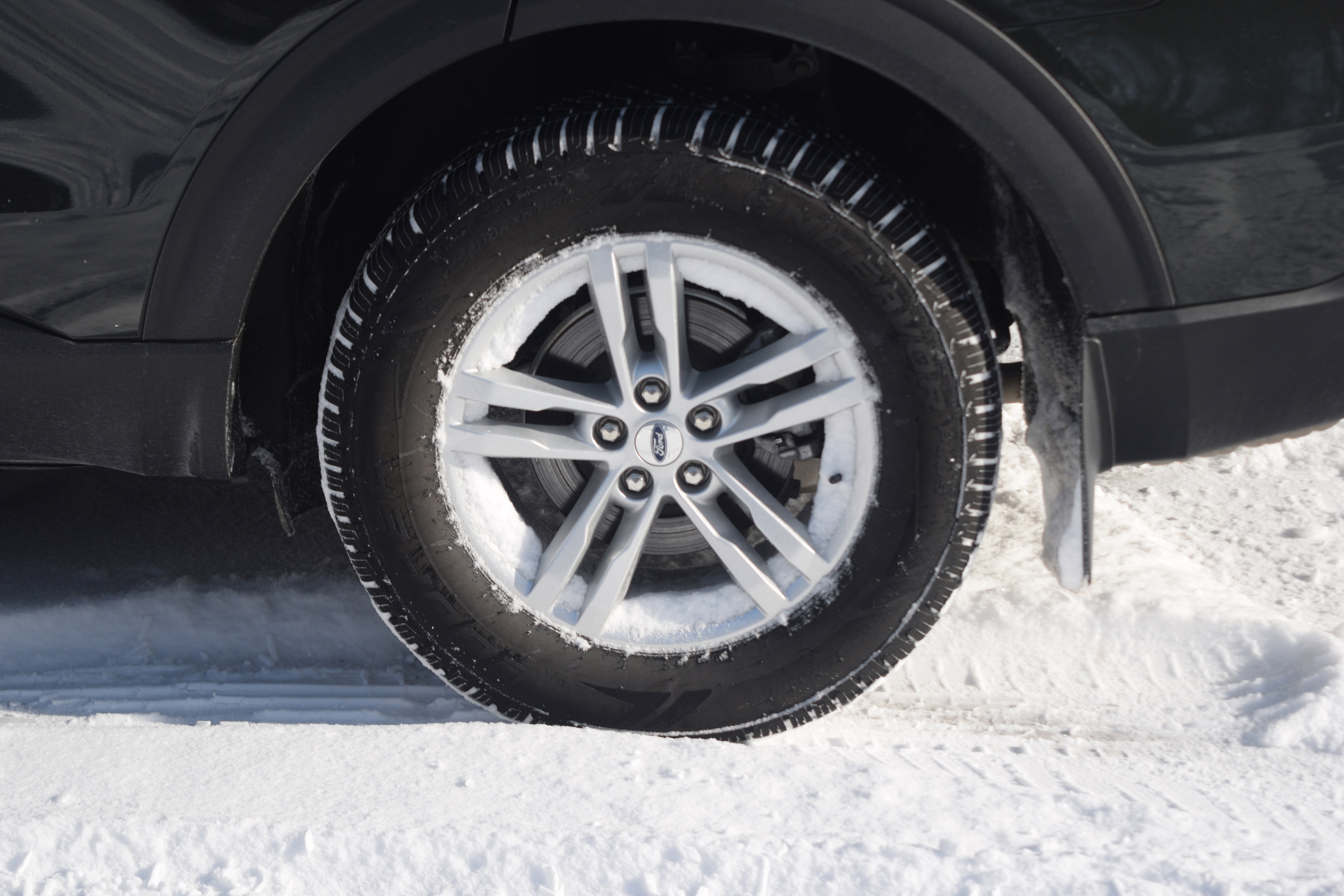 Used 2023 Ford Explorer XLT w/ Equipment Group 202A image 29