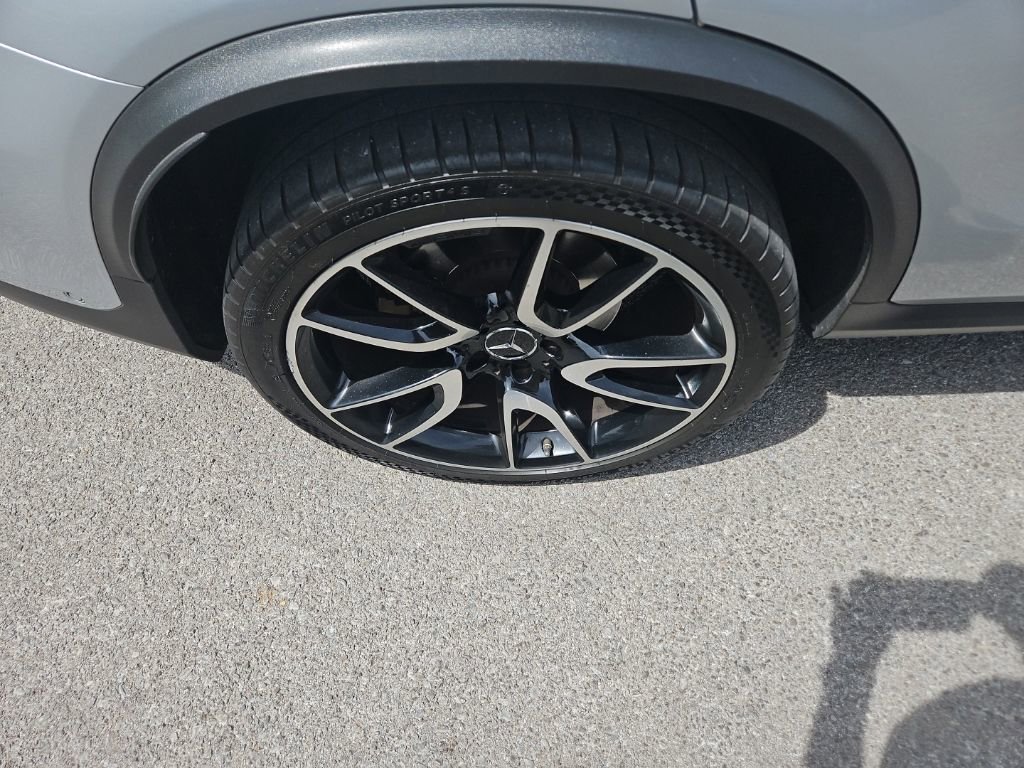 Used 2018 Mercedes-Benz GLC 43 AMG 4MATIC image 11