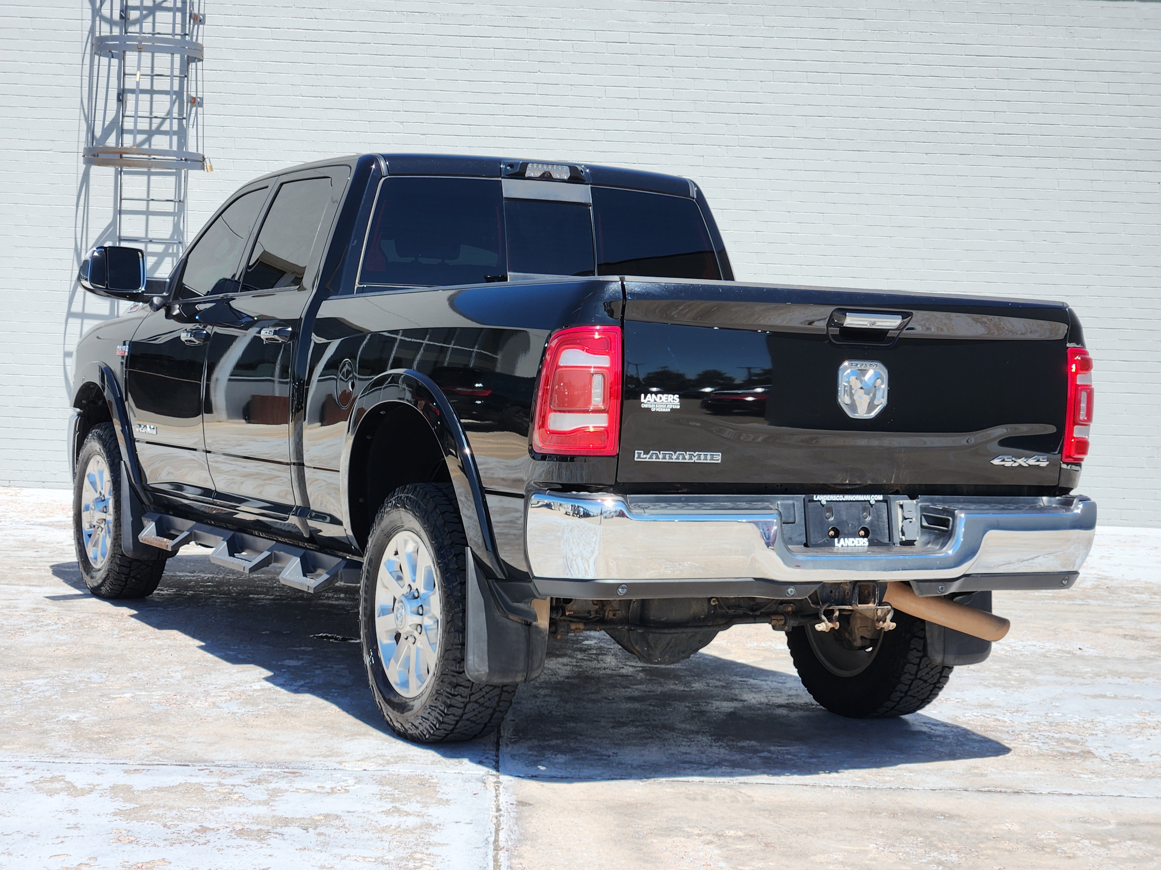 Used 2022 RAM 2500 Laramie AWD/4WD image 6