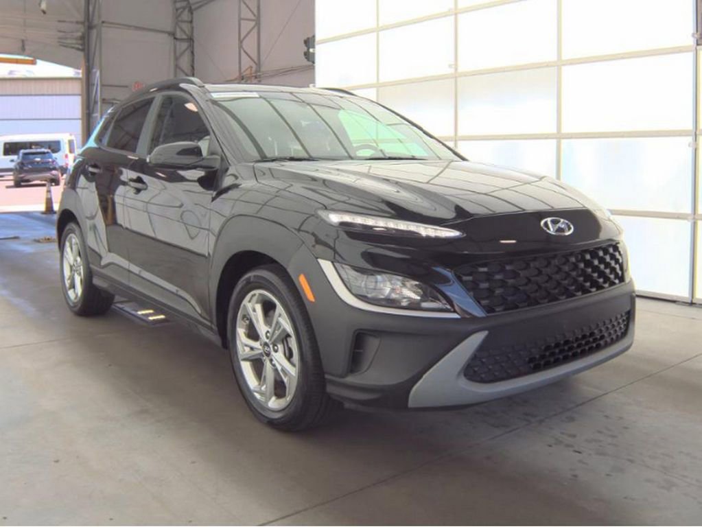 Used 2023 Hyundai Kona SEL w/ Convenience Package AWD/4WD image 4