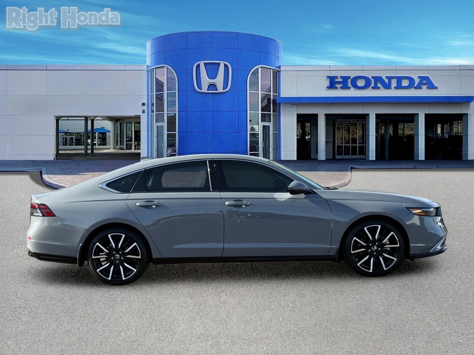 Used 2025 Honda Accord Touring image 9