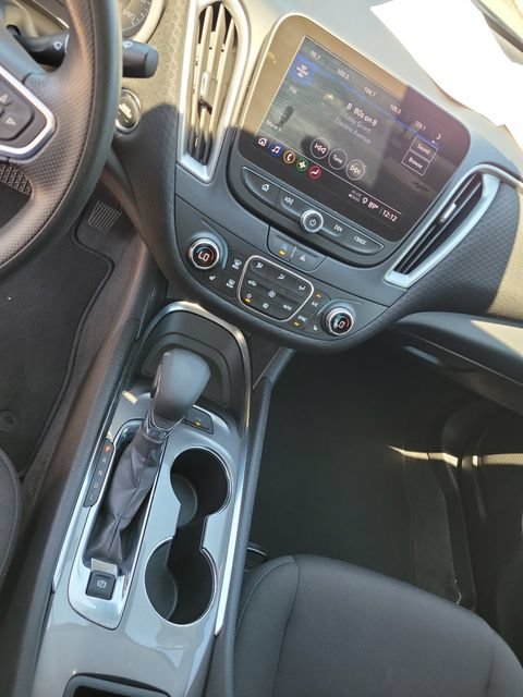 Certified 2025 Chevrolet Malibu LT FWD image 36