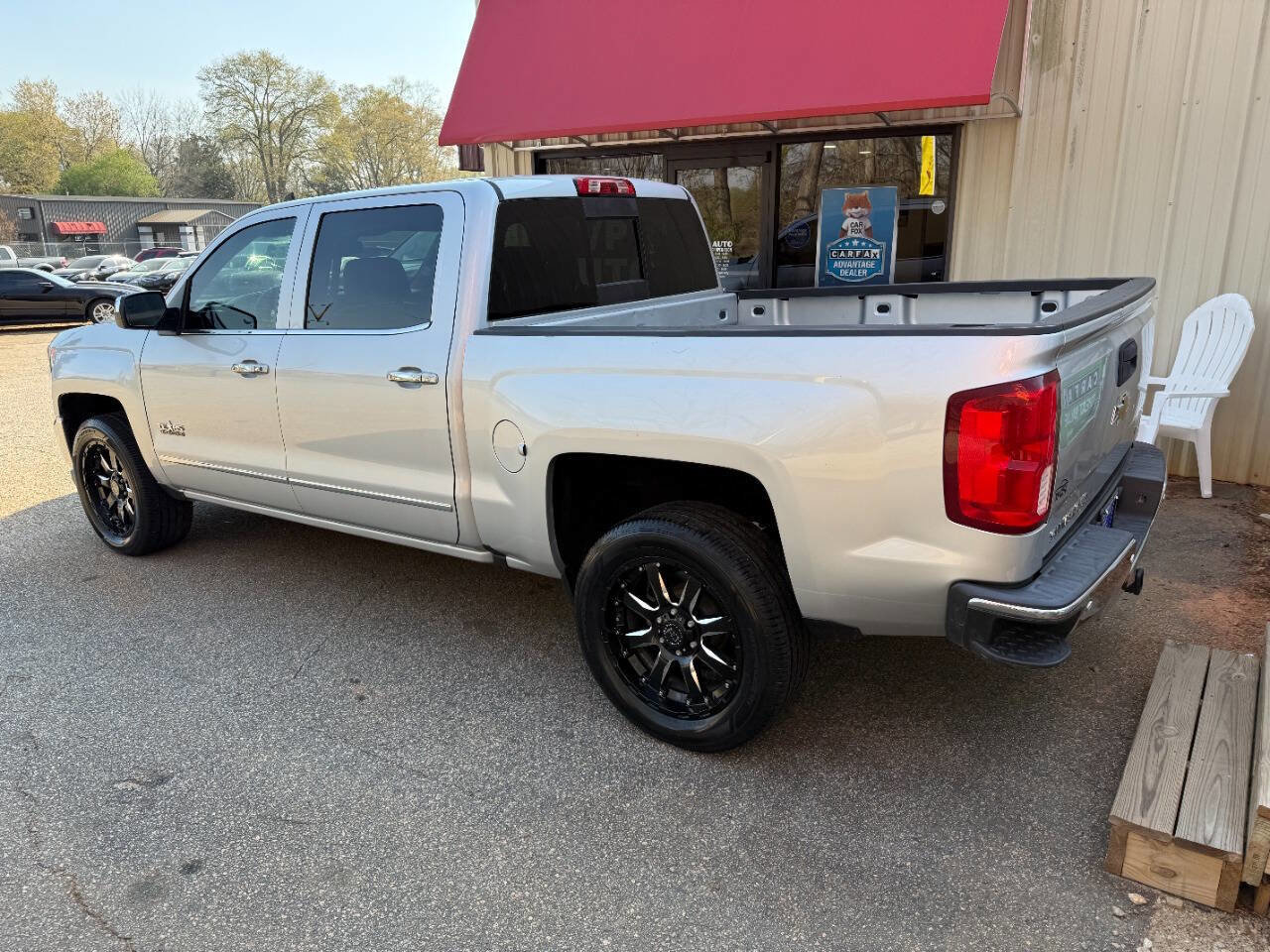 Used 2017 Chevrolet Silverado 1500 LTZ w/ Texas Edition RWD image 7