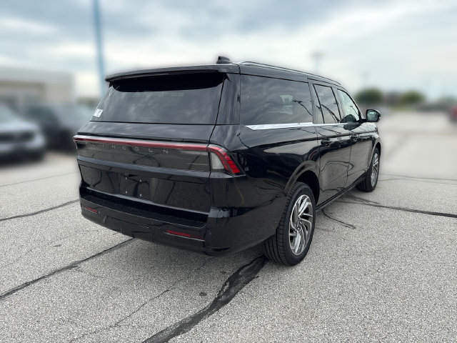 New 2027 Lincoln Navigator L Reserve AWD/4WD image 6