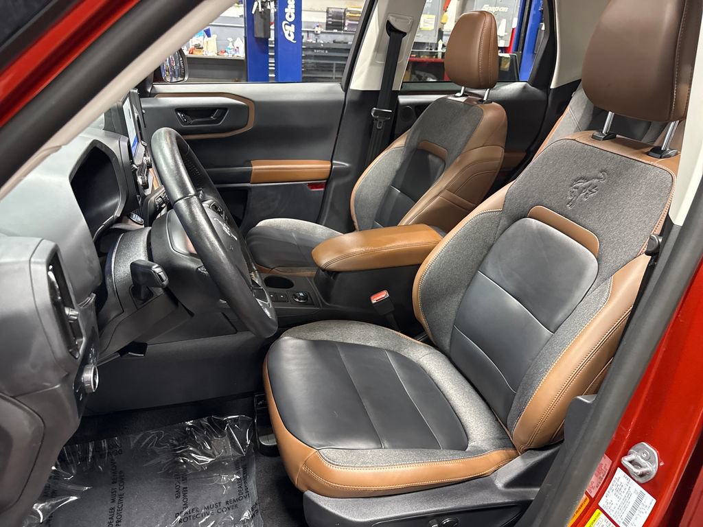 Used 2023 Ford Bronco Sport Outer Banks w/ Tech Package AWD/4WD image 9